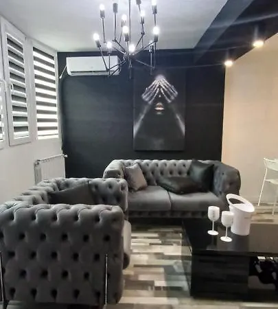 아파트 Naumovski